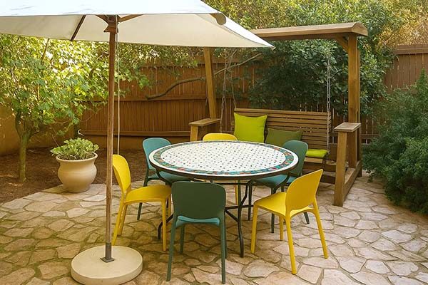 שולחנות פסיפס לגינה